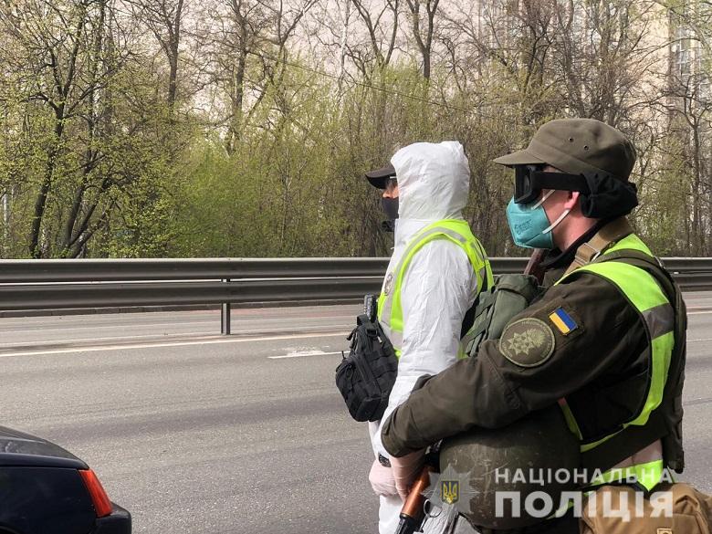 Десятки киевских полицейских заразились COVID-19 за сутки