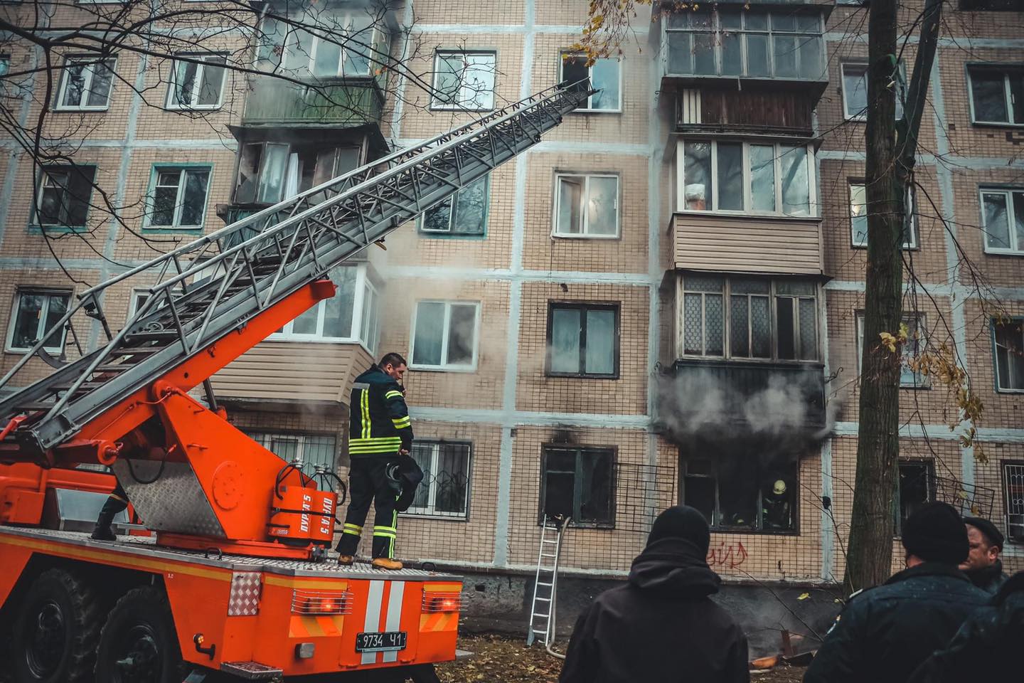 В Киеве во время пожара пострадали три человека