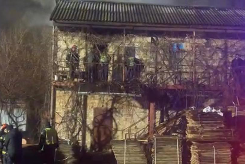 В Киеве во время пожара погибли два человека
