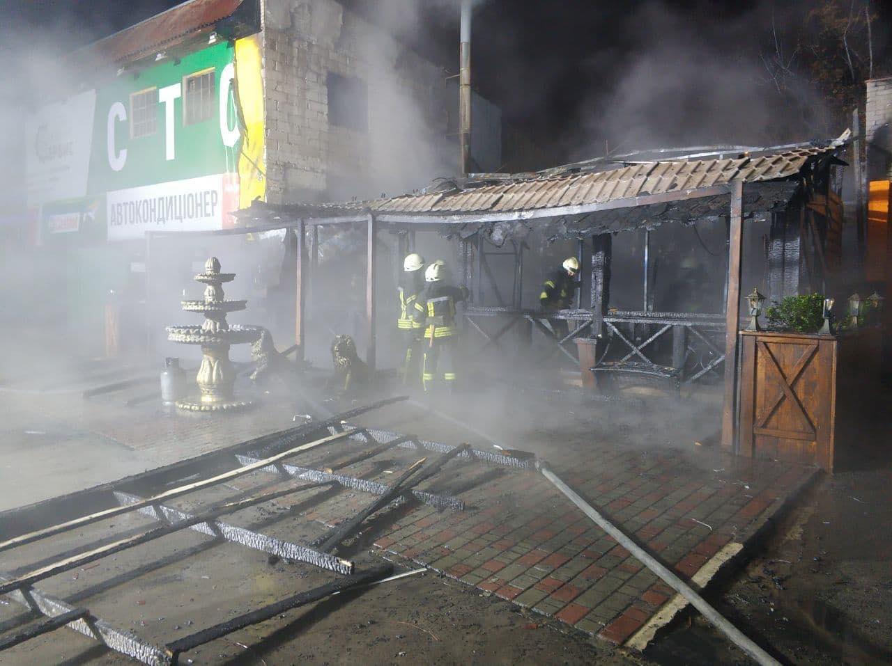 В Киеве сгорело кафе