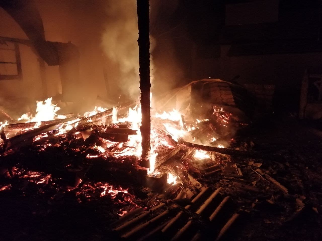Под Киевом горела церковь