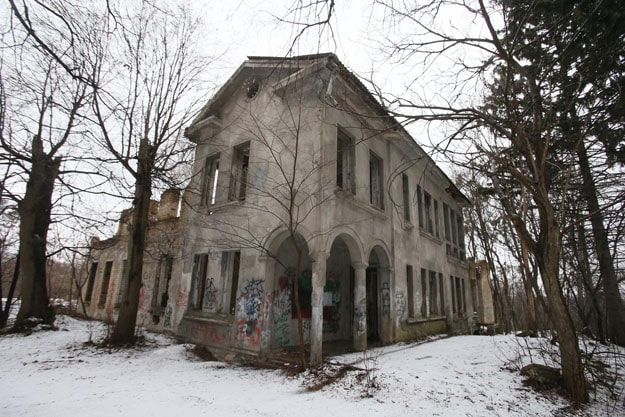 Киевские развалины. Ближняя дача
