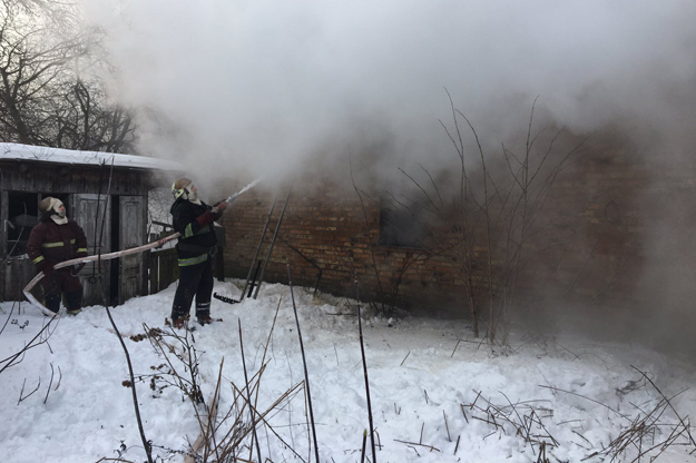 Под Киевом человек сгорел в собственном доме