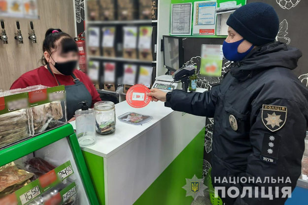 В Киевской области продают алкоголь и сигареты несовершеннолетним