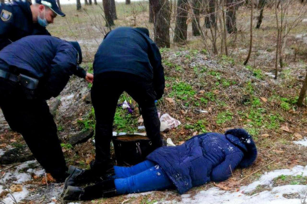 В киевском парке обнаружен женский труп