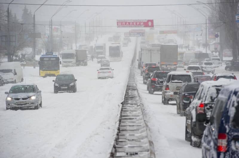Снегопад и транспортный коллапс. Киев восемь лет назад