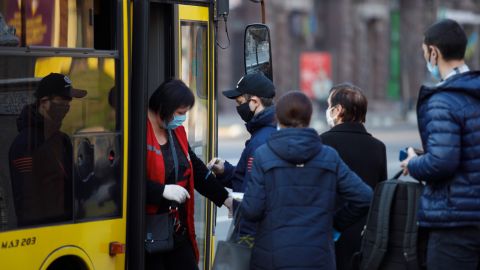 В Киеве могут ввести специальные пропуска на общественный транспорт