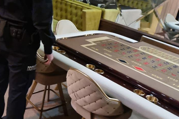 В Киеве прекращена работа трех подпольных казино