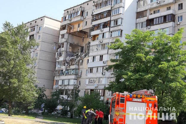 В Киеве на Позняках взорвался дом. Подозреваются работники “Киевгаза”