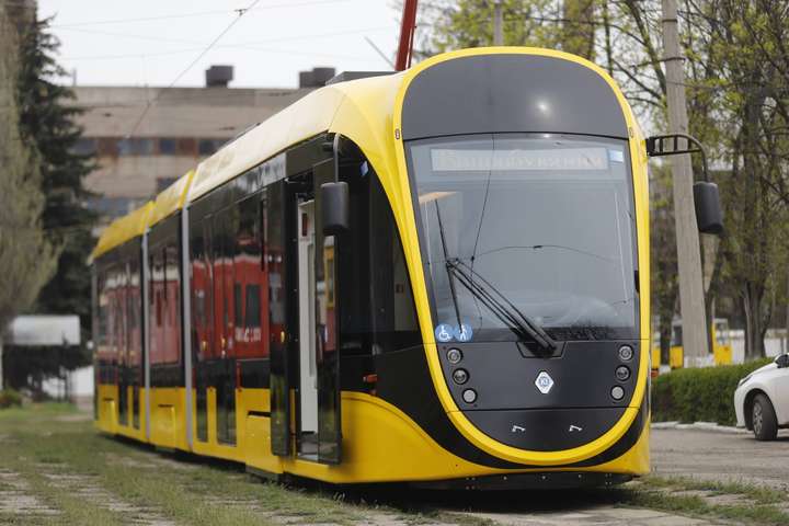 В Киеве появится трамвай с подзарядкой для смартфонов
