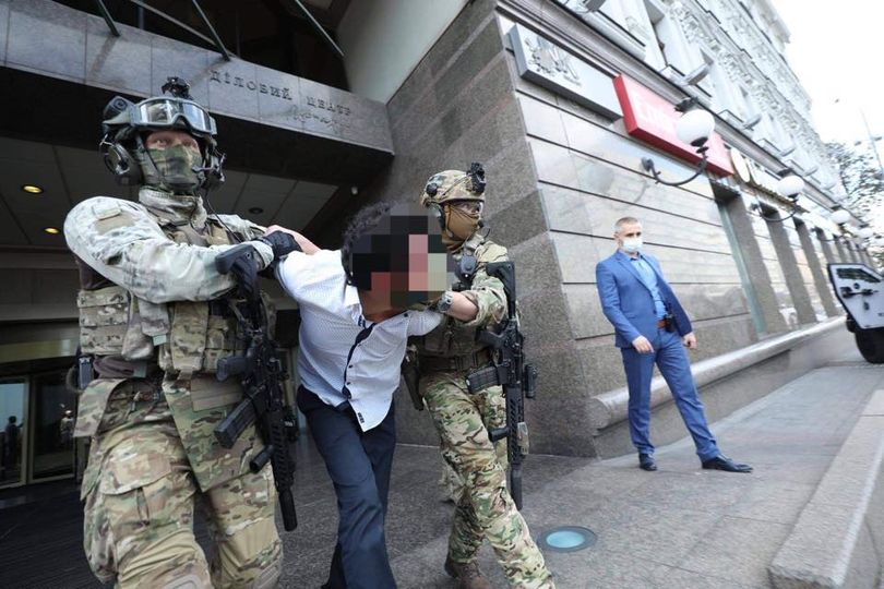 В центре Киеве гражданин Узбекистана угрожал взорвать банк. Задержанного отправили на принудительное лечение