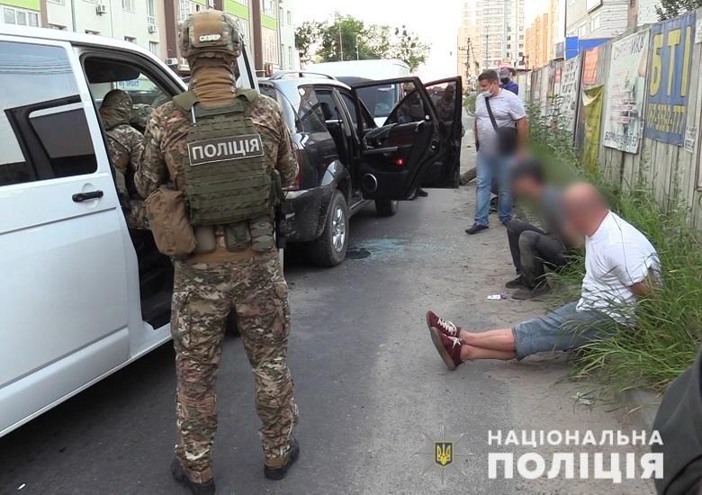 В Киеве и Киевской области вооруженная банда совершила нападения на частные домовладения