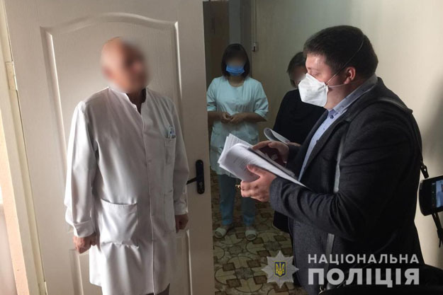В Киевской области подпольно сбывали государственную вакцину против COVID-19 (видео)