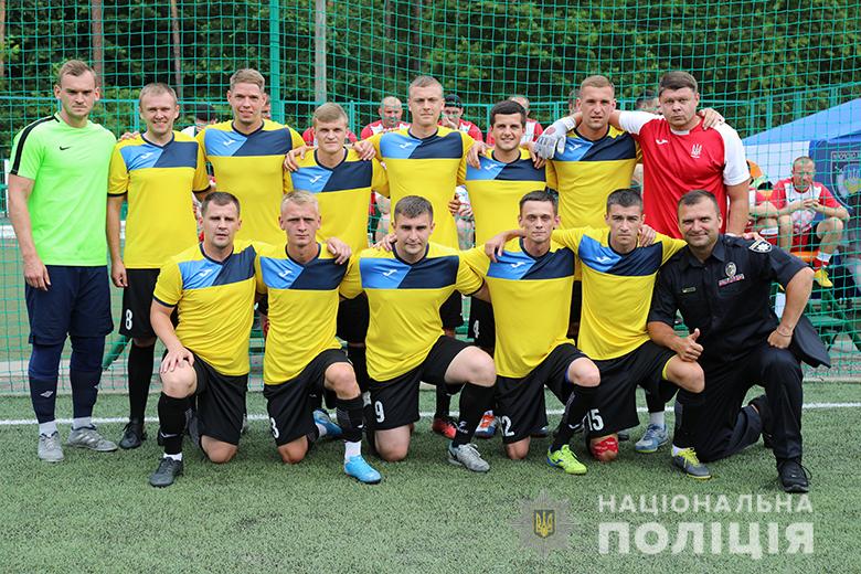 Полицейские Киева провели турнир по мини-футболу (видео)