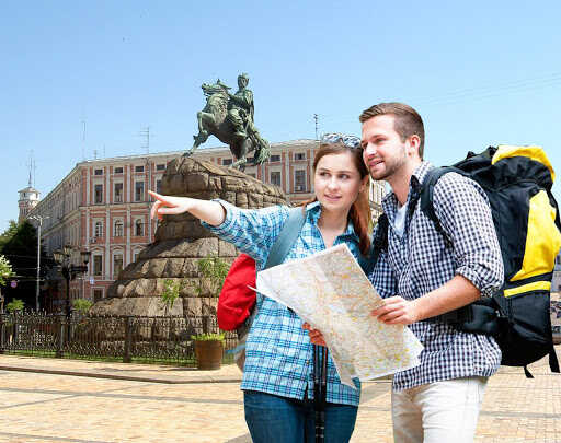 В Киеве начнут готовить добровольных помощников развития туризма