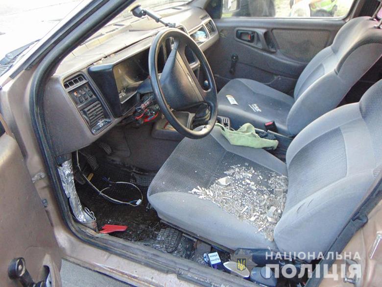 В Киеве пьяный человек угнал автомобиль, чтобы покататься