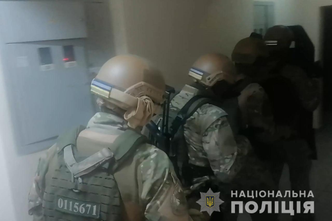В Киевской области действовала вооруженная банда, на счету которой двадцать разбойных нападений