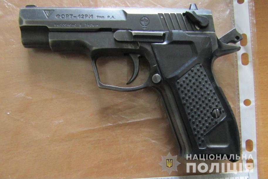 В Киевской области на коммунальном предприятии произошла драка с применением оружия