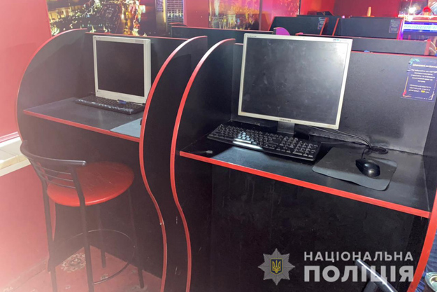 В Киевской области провели серию рейдов по выявлению подпольных казино