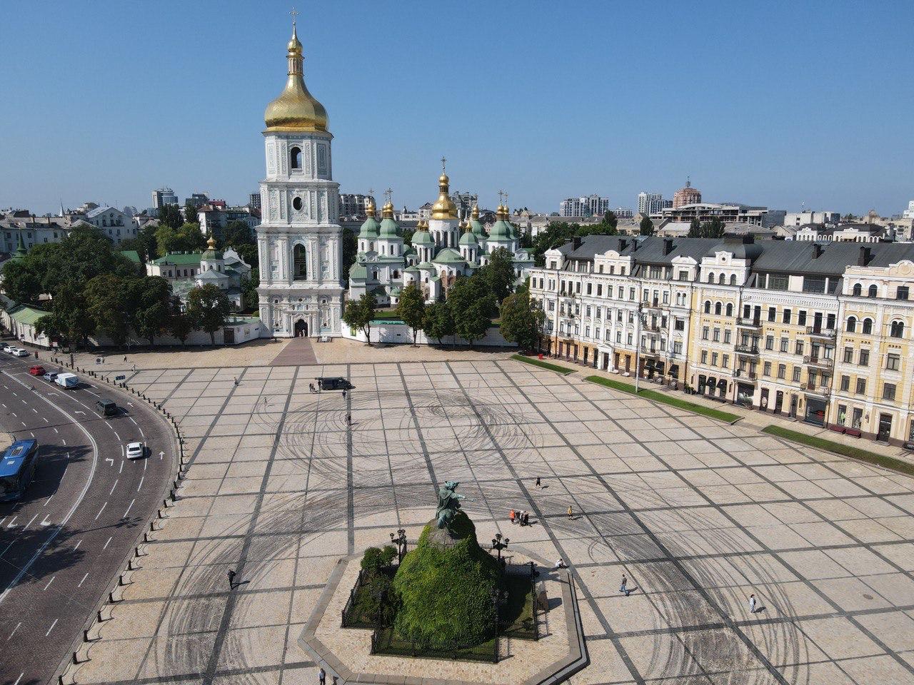 Киевская полиция может привлечь к ответственности организаторов съемок на Софийской площади (видео)
