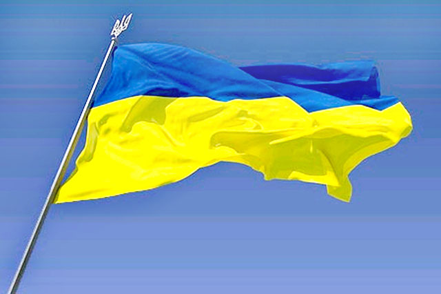 В Киеве школьники совершили акт вандализма – сожгли государственный флаг