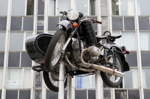 В Киеве создан мотоциклетный завод. День в истории