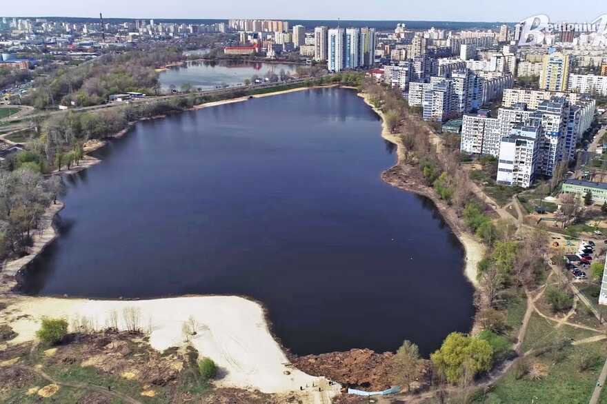 В Киеве начнут капитальный ремонт парка около озера Иорданское 