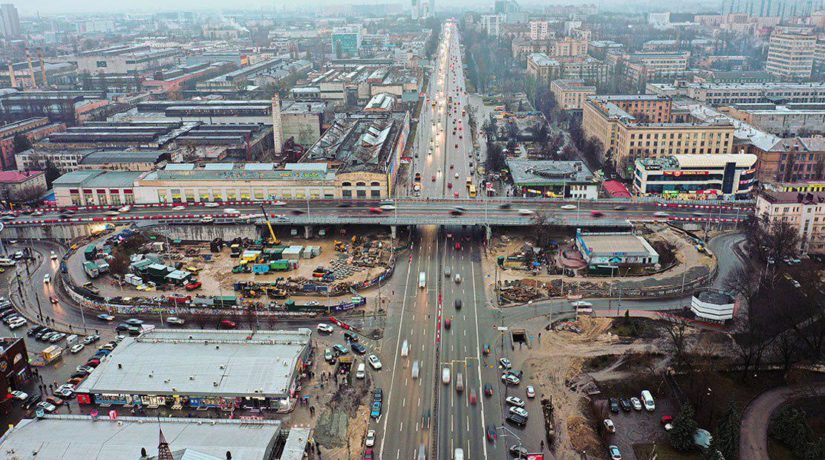 Киевские правоохранители провели осмотр Шулявского моста с привлечением экспертов
