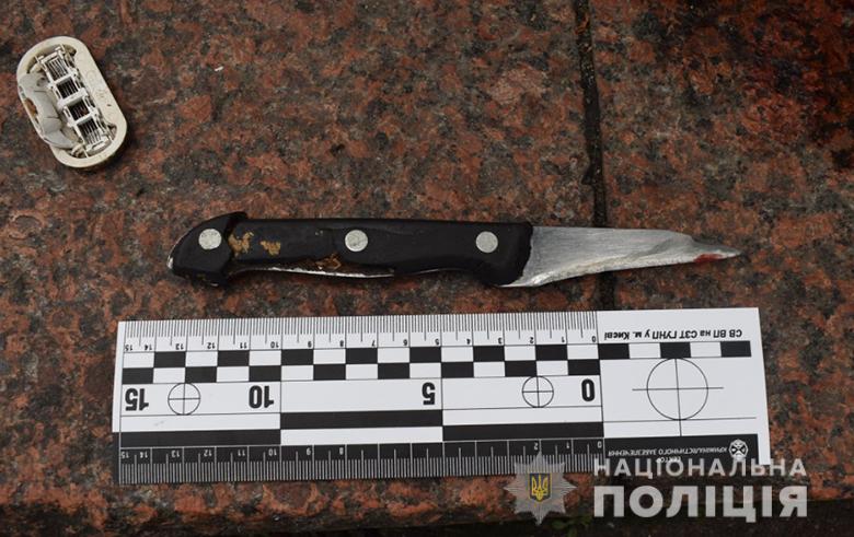 На киевском вокзале подрались двое приезжих. Один с ножевым ранением доставлен в больницу
