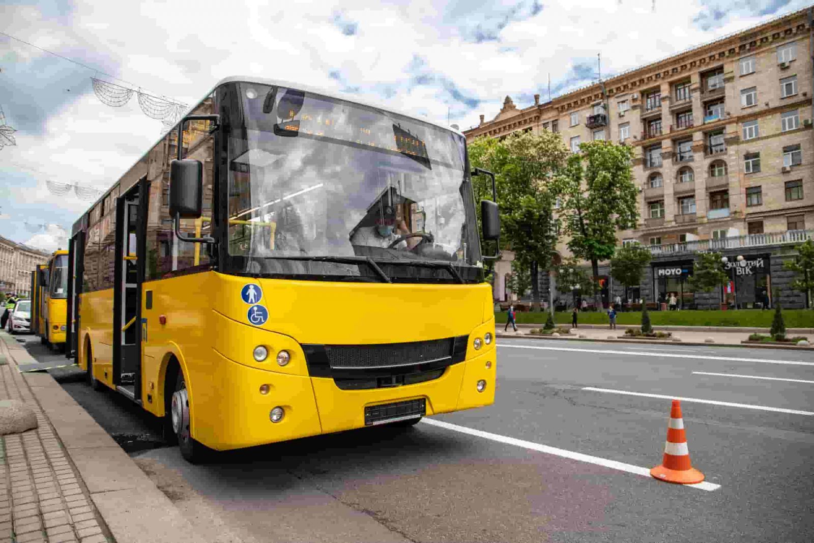 Киевские власти временно отказались от повышения платы за проезд в городском транспорте