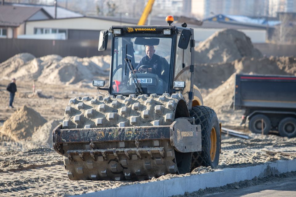 В Киеве близится к окончанию строительство нового участка Большой Кольцевой дороги (видео, фото)