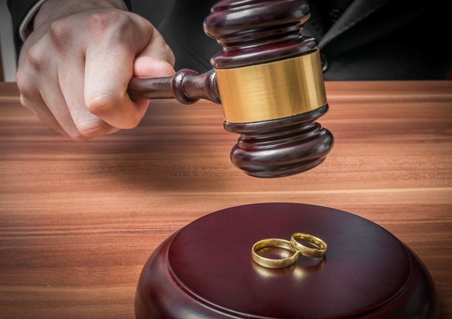 Как доказать супружескую неверность в суде