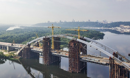 Когда завершат строительство Подольского моста и метро на Виноградарь