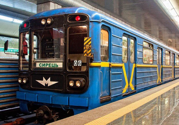 Киевский метрополитен отремонтировал около ста вагонов в 2021 году