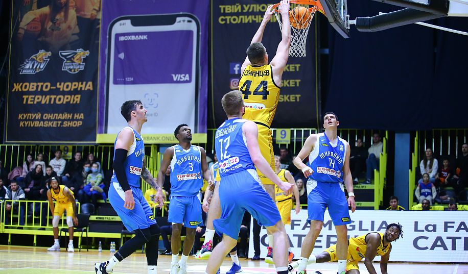 “Киев-баскет” разгромил баскетбольный клуб “Николаев”