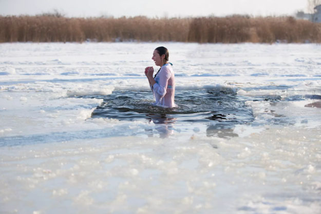 В Киеве создадут проруби для купания на Крещение