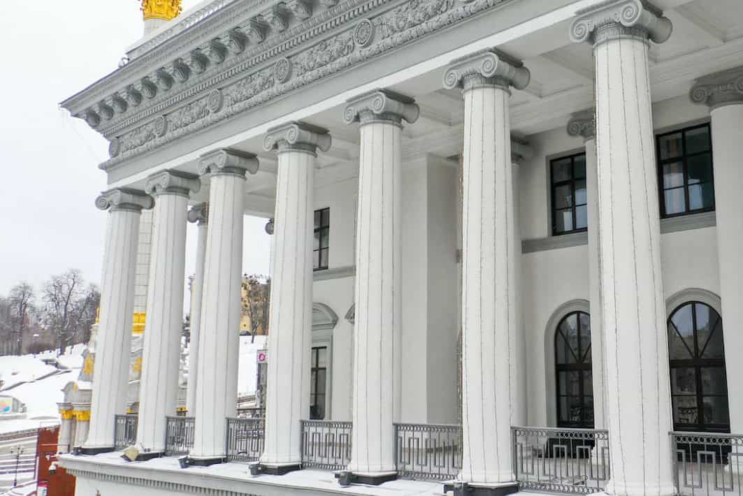 В Киеве реставрировали фасад музыкальной академии