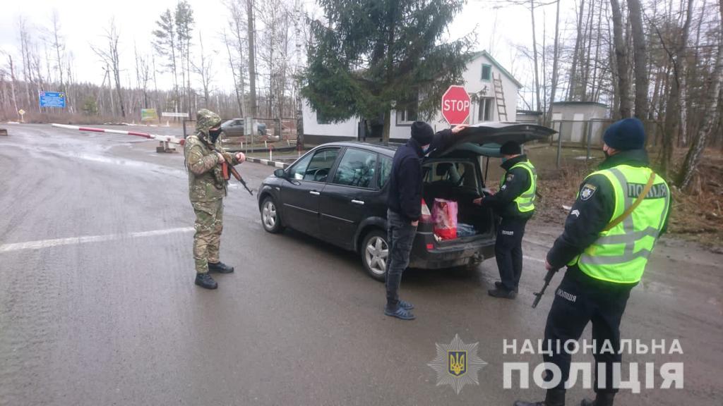 Полицейские Киевской области начали вести усиленное патрулирование в Чернобыльской зоне