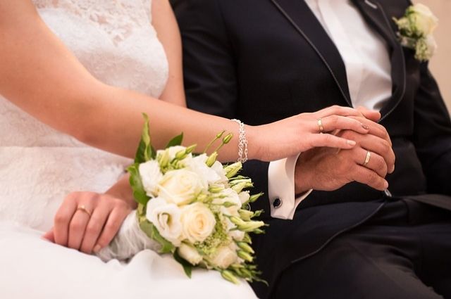 В Киеве 22 февраля вступили в брак более 400 пар