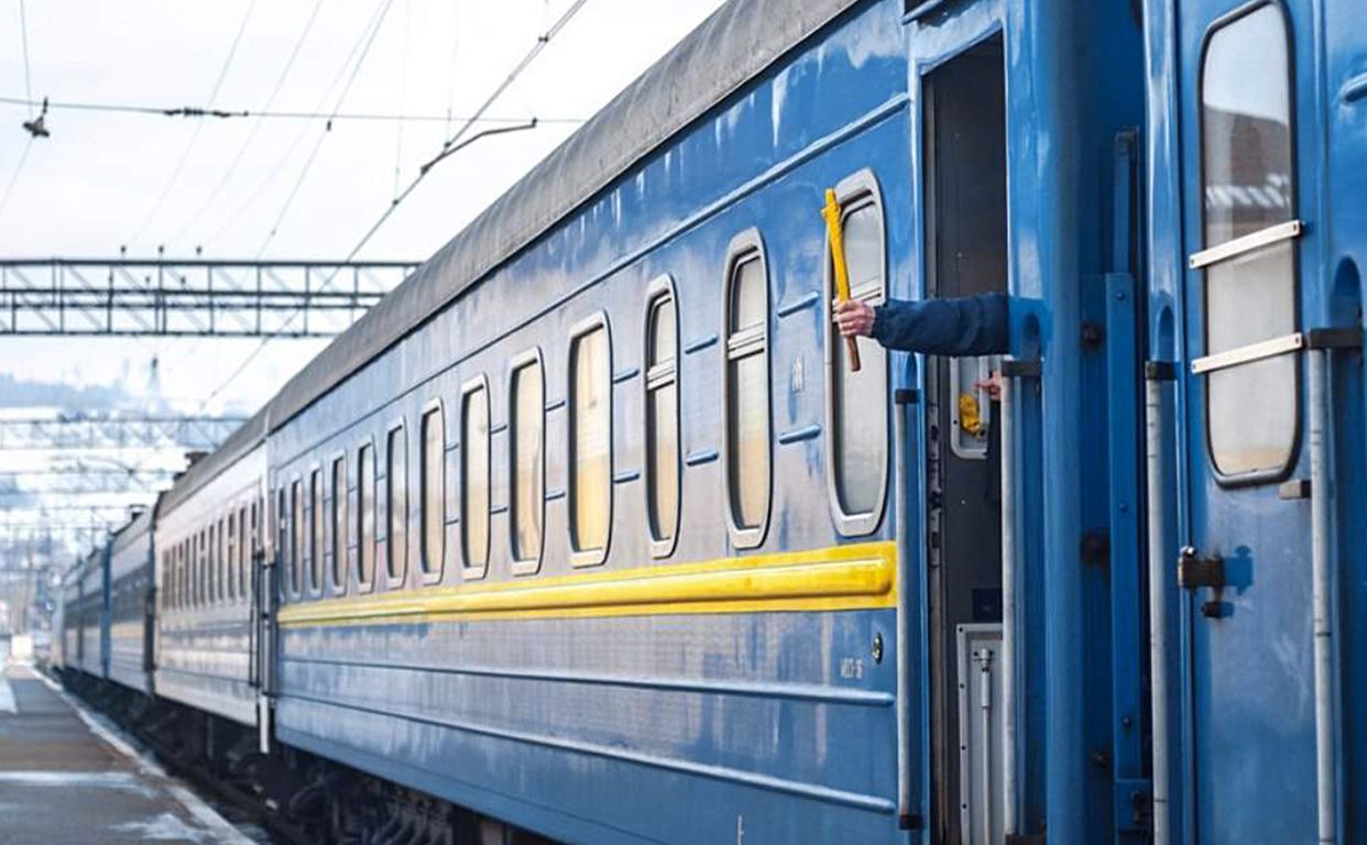 “Укрзалізниця” возвращает платный проезд в некоторых поездах