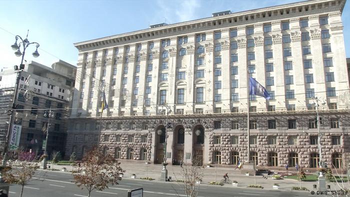 Киевские власти и военные призывают не публиковать данные о передвижении и дислокации военной техники ВСУ