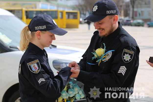 В Киеве двое полицейских создали семью (фото)