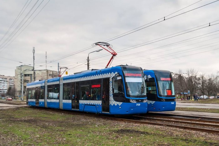 В Киеве запустили трамвайный маршрут по улице Милославской до станции метро “Позняки”