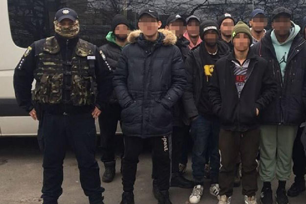 Киевская полиция выявила 37 иностранцев-нелегалов