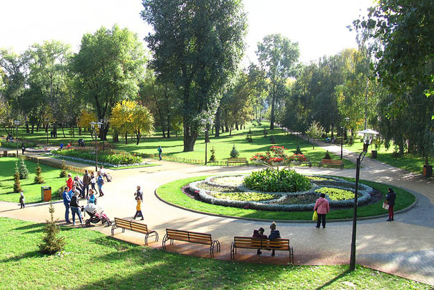 В Киеве 40 парков и скверов безопасны для посещения