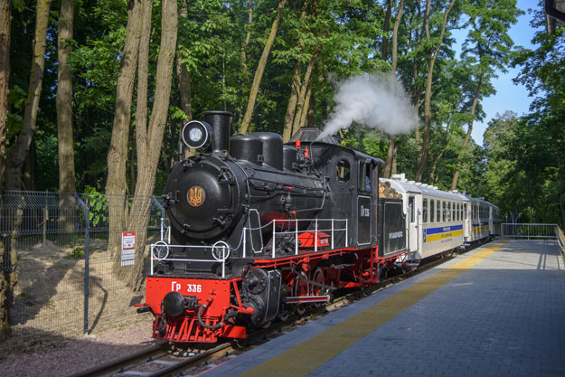 В Киеве на выходных возобновляет работу Киевская детская железная дорога