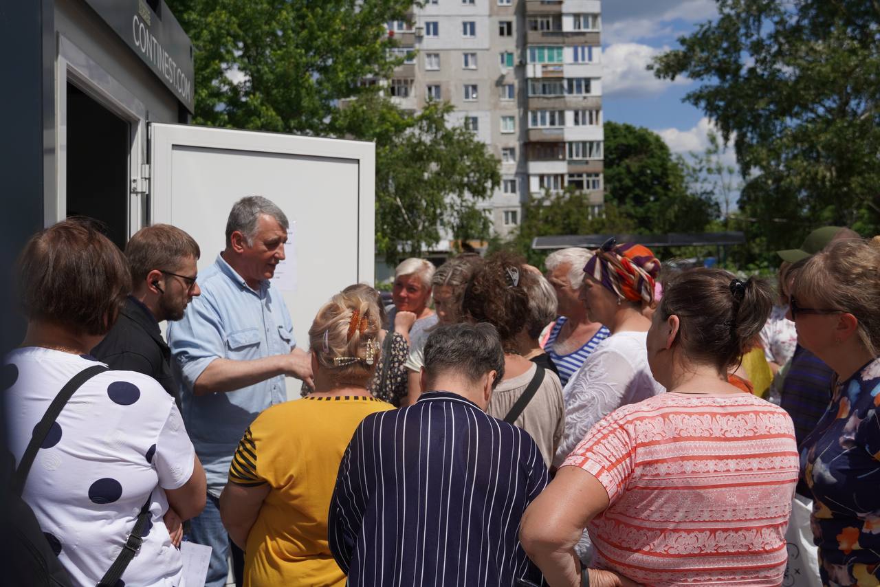 В Киевской области начали работать информационно аналитические центры для оказания помощи местным жителям