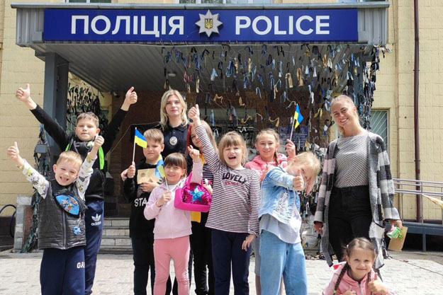 Правоохранители Киевской области познакомили детей с профессией полицейского (фото)