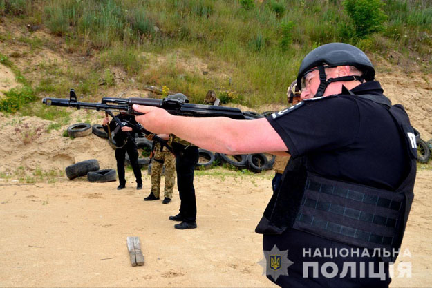 В Киевской области полицейские провели учения (фото)