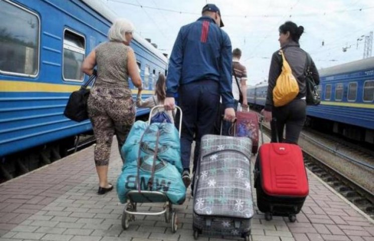 В Киеве зарегистрировано около 100 тысяч вынужденных переселенцев